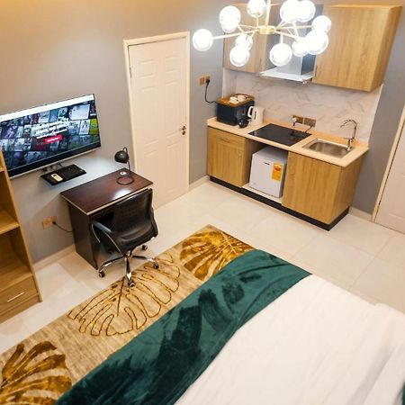 The Avery Suites, East Legon Accra Bagian luar foto
