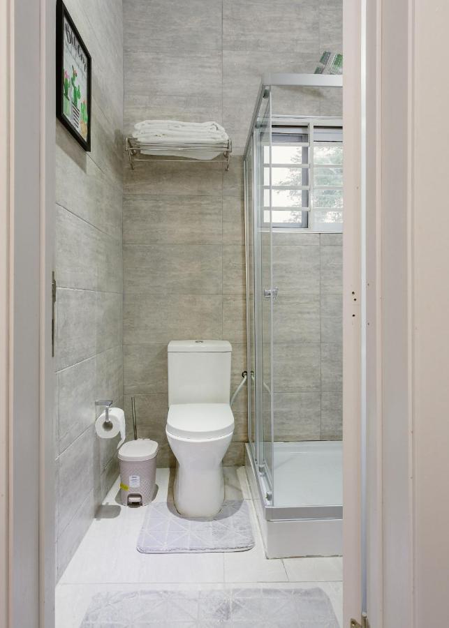 The Avery Suites, East Legon Accra Bagian luar foto