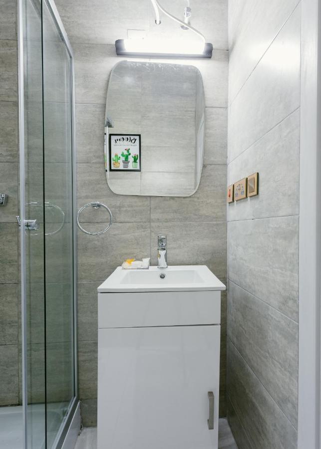 The Avery Suites, East Legon Accra Bagian luar foto